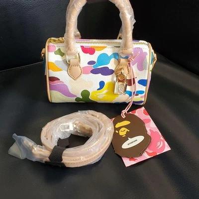 MINI BOLSO DE HOMBRO BATHING APE DAMAS MULTI CAMUFLAJE 1L80290001 AUTÉNTICO JAPÓN Foto 1 de 4