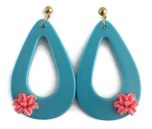New Vintage Women's Brass Resin Teal Blue Salmon Flower Acrylic Drop Earrings - Picture 1 of 4