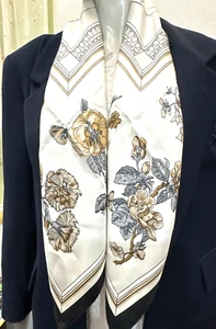 ¡COMO NUEVO! De colección Hermes Quai aux fleurs Carre 90 Seda 100% Bufanda Negro Gris #y5029 - Imagen 1 de 11