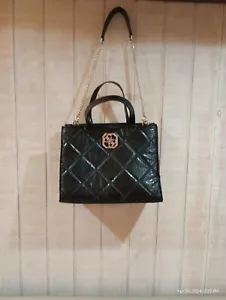 GUESS BLACK 100% PU LEATHER - Picture 1 of 5