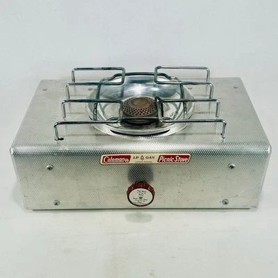 Vintage Coleman Single Burner Picnic Stove Aluminum Model 5404 LP Gas - Image 1 of 4