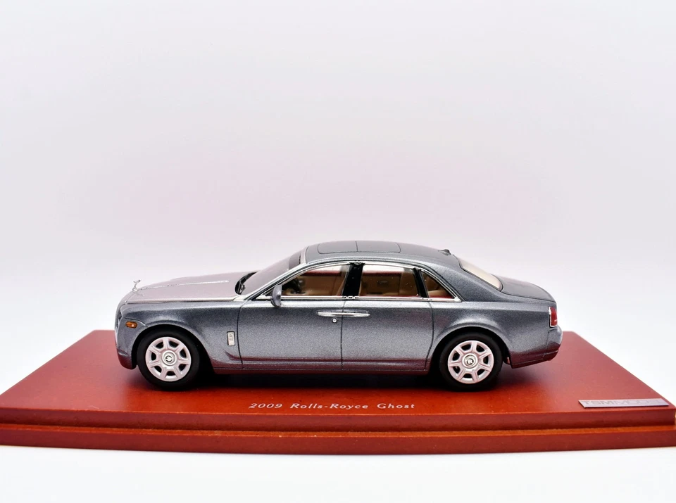 Modellino auto scala 1:43 Rolls royce ghost TSM modellismo statico collezione - Immagine 1 di 4