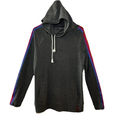 Pulôver Ampersand Avenue com capuz feminino cinza médio listra arco-íris leve - Imagem 1 de 4