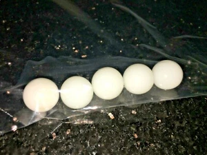 AGGRAVATION 5 WHITE GLASS MARBLES parts ONLY 1977 - Picture 1 of 3
