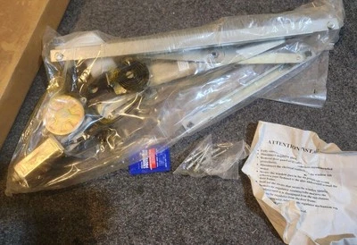 Regulador de ventana delantera derecha Dorman 741-658 y motor para Pontiac/Oldsmobile/Buick Foto 1 de 3