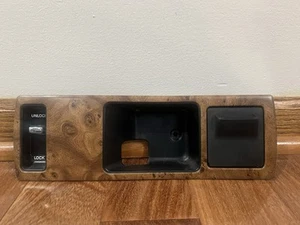1991-1996 Caprice door panel lock switch bezel REAR - Picture 1 of 6
