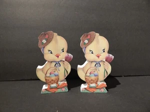 Hobby Lobby lot of 2 Wooden Easter Chicks Decor - Picture 1 of 4