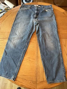 Levis 540 Jeans Größe 44 x 30 Herren Blau Denim Relaxed Fit Freizeit Komfort Braun Etikett - Bild 1 von 6