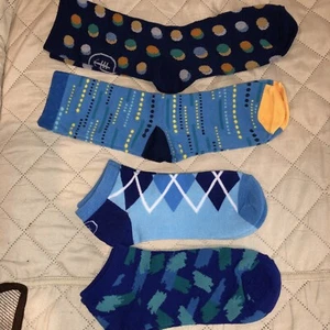 Calcetines ~ 4 pares ~ 2 tobilleras y 2 bajos ~ corte ~ estampado azul ~ talla 9-11 ~ nuevos sin etiquetas - Imagen 1 de 1