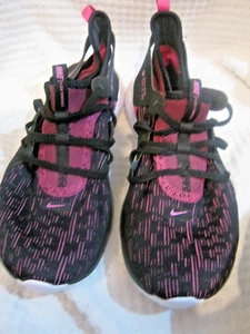 Nike Natural Motion Offset 6.0 Running Shoes Women’s 6.5 Black Pink Black - Picture 1 of 14