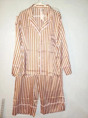 VICTORIA SECRET conjunto de pijama satinado logotipo rojo VS rosa rayas traseras XS S M XL NUEVO Foto 1 de 2