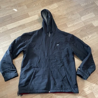 Chaqueta con Capucha New Balance Softshell Sherpa Forrada Negra Cremallera Completa Talla Mediana Foto 1 de 4