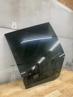 Volvo XC90 2016-2025 puerta trasera izquierda lado conductor ventana cristal OEM Foto 1 de 4