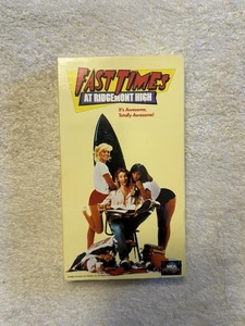 Fast Times at Ridgemont High VHS 1986 Phoebe Cates Jennifer SEAN Penn MCA - Picture 1 of 3