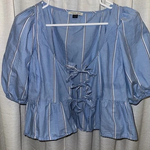 American Eagle Blue Striped Crop Front Ties Top Puff Sleeves Small - Picture 1 of 9