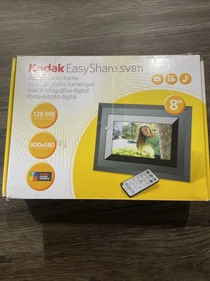Kodak EasyShare SV811 1 GB 8" Photo Frame w/ Remote, Manual and Software - Image 1 of 4