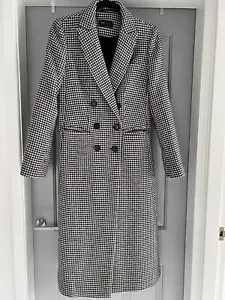 Ladies Marks & Spencer Black & White dogtooth Longline coat. Worn Twice . Size 8 - Picture 1 of 6