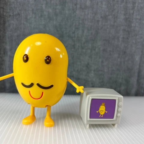 Peppa Pig And Friends Mr. Potato With TV Television 3" Action Figure Jazwares Cover