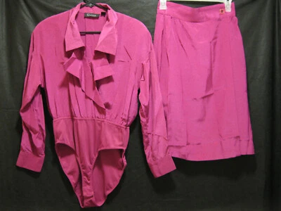 Vintage Gillian Silk Blouse/Bodysuit w/matching Skirt. Size 6 - Image 1 of 4