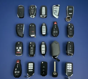 Lot Of 20 OEM KEY FOBS - Picture 1 of 2