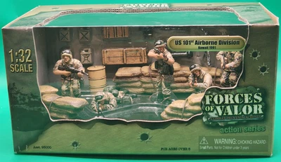 Forces Of Valor 93002 U.S. 101st Airborne Division With Accessories 1/32 - Image 1 of 4