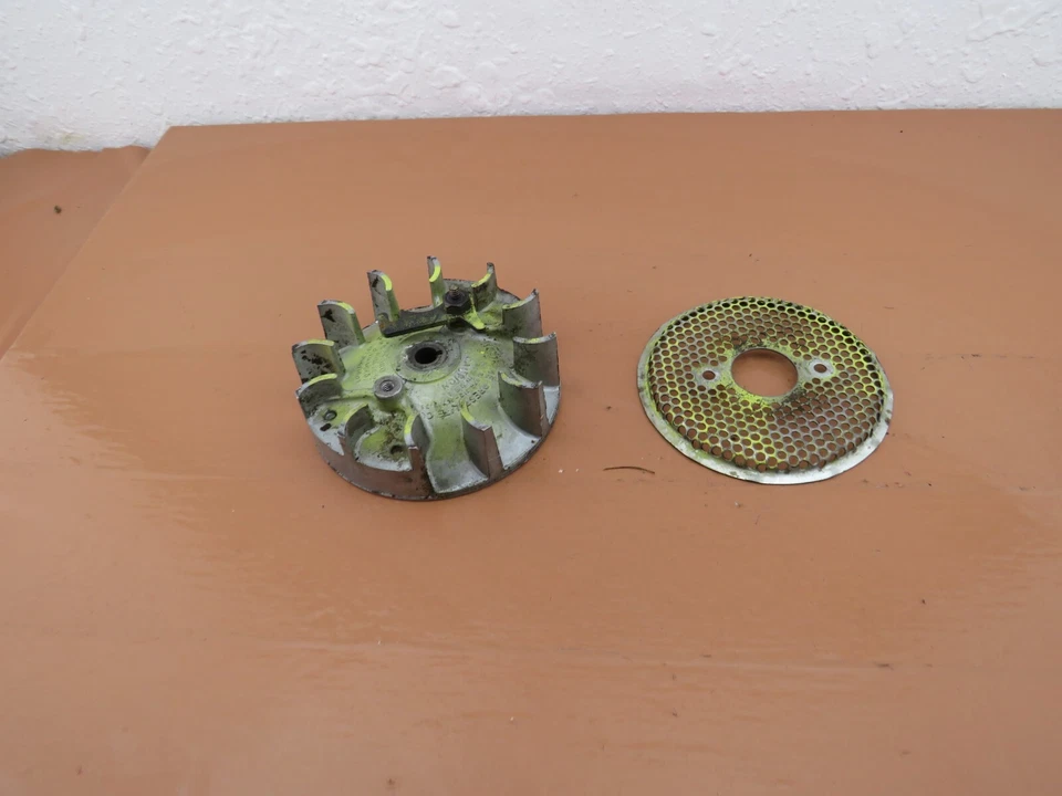 Motosierra Pioneer 1200A OEM volante y pantalla FWM-1068 (ver foto) Foto 1 de 4