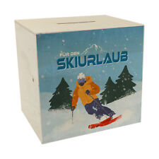 Für den Skiurlaub Spardose aus Holz mit coolem Skifahrer