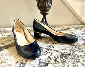 VINCE CAMUTO Signature navy block heels vero cuoio leather size 8 VERY NICE - Picture 1 of 8