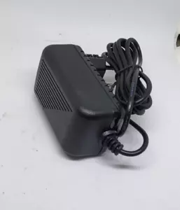Shenzhen Fujia FJ-SW1202000E 12V 2000MA AC-DC SWITCH ADAPTER (IN22S2) - Bild 1 von 4