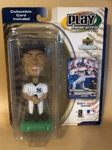 DEREK JETER 2001 MAZZO SUPERIORE PLAYMAKERS BOBBLEHEAD & CARD NUOVO VECCHIO MAGAZZINO SIGILLATO - Foto 1 di 4