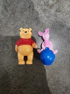 Lego Duplo 2983 Winnie the Pooh Piglet Sitting Riding On Balloon Figures Only - Picture 1 of 7