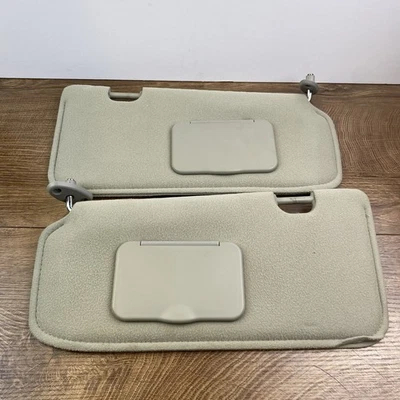 2001-2007 Ford Escape Mazda Tribute Driver & Passenger Side Sun Visor Pair Gray - Image 1 of 4