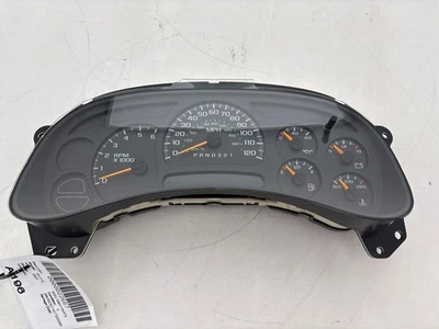 2006-2007 Chevrolet Silverado 1500 Speedometer Instrument Cluster OEM 15287370 - Image 1 of 4