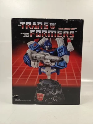 Transformers Ultra Magnus Bust Diamond Select Toys Limited Edition 0103/1000 - Image 1 of 4