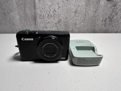 Casi Como Nuevo - Canon PowerShot S90 Negro Inglés OK Foto 1 de 4