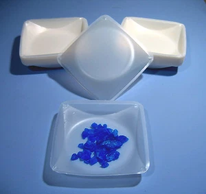 WEIGH BOATS LARGE 5.5  X 5.5" (COUNT 100) BOAT / DISH - Picture 1 of 1