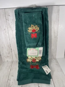 Vintage Christmas Hand Towels Green Christmas Original Tags Poinsettia - Picture 1 of 5
