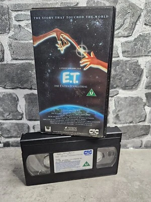 E.T. The Extra-Terrestrial 1982 VHS Universal PAL Working Order UK - Image 1 of 4