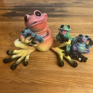 Kitty's Critters 8071 Full House von Kitty Cantrell 11" Frosch Familie Figur RPod - Bild 1 von 10