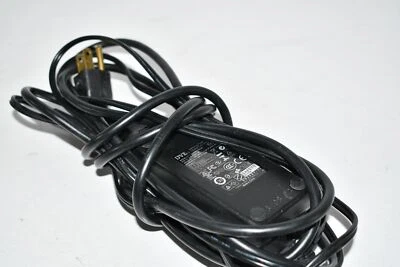 DVE DSA-0151D-05 100-240VAC, Power Supply Switching, 5VDC/2.4AMP.4AMP - Image 1 of 4