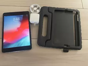 Apple iPad Mini 2nd Gen. 7.9 in. 32GB Gray or Silver Grade A - Picture 1 of 7