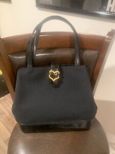 Authentic Yves Saint Laurent  Embossed Logo Patent Leather Shoulder Bag Black.