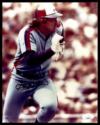 GARY CARTER SIGNED 8X10 WITH JSA COA - MONTREAL EXPOS - HOF - Image 1 of 2
