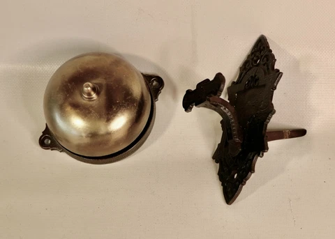 ANTIQUE MECHANICAL DOORBELL WITH ANTIQUE LEVER Cover