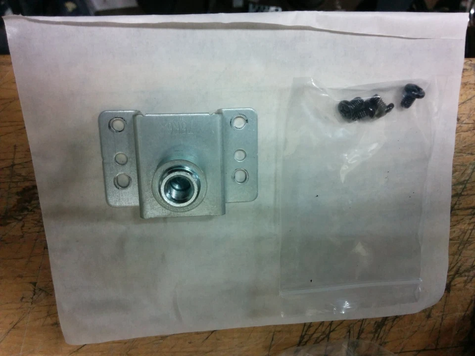 RCA rnsmu7536  Mount Set. - Image 1 of 4