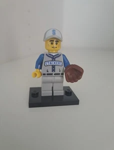 LEGO Collectible Minifigure Series 10 Baseball Fielder COL10-13 - Picture 1 of 3