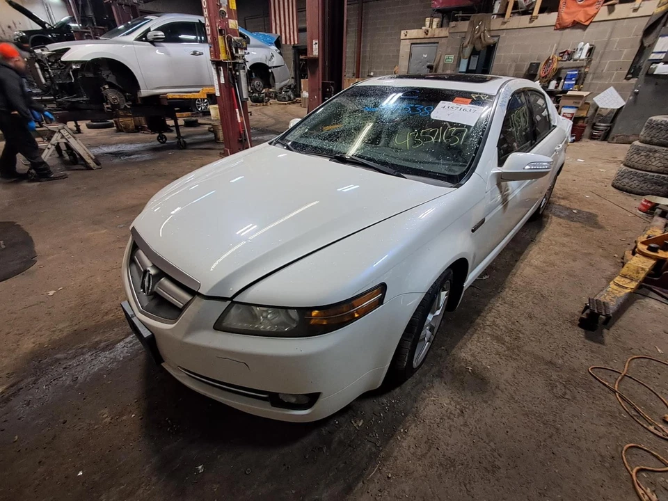 Cinturón de seguridad delantero izquierdo usado se adapta a: Acura Tl 2008 asiento cubo conductor retractor Foto 1 de 4