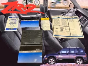 2003 Chevy Tracker ZR2 2.5L Owner Manual Book OEM - Bild 1 von 6