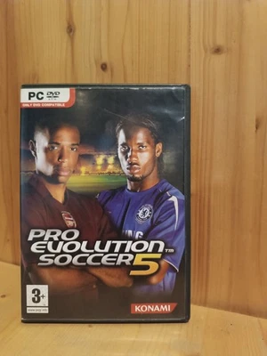 Pro Evolution Soccer 5 – PC – FR – Bon état – Complet - Photo 1/3