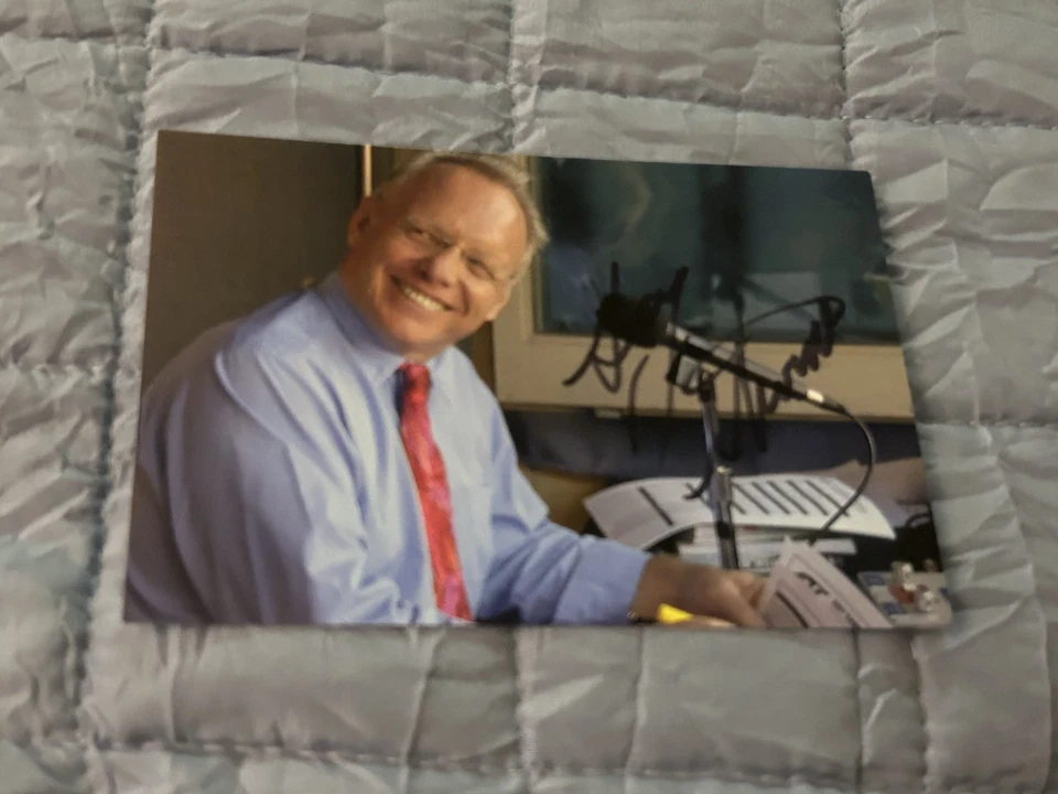 Foto firmada por Gary Thorne 4x6 autógrafo de anunciante de los Mets de Nueva York Baltimore Orioles Foto 1 de 1